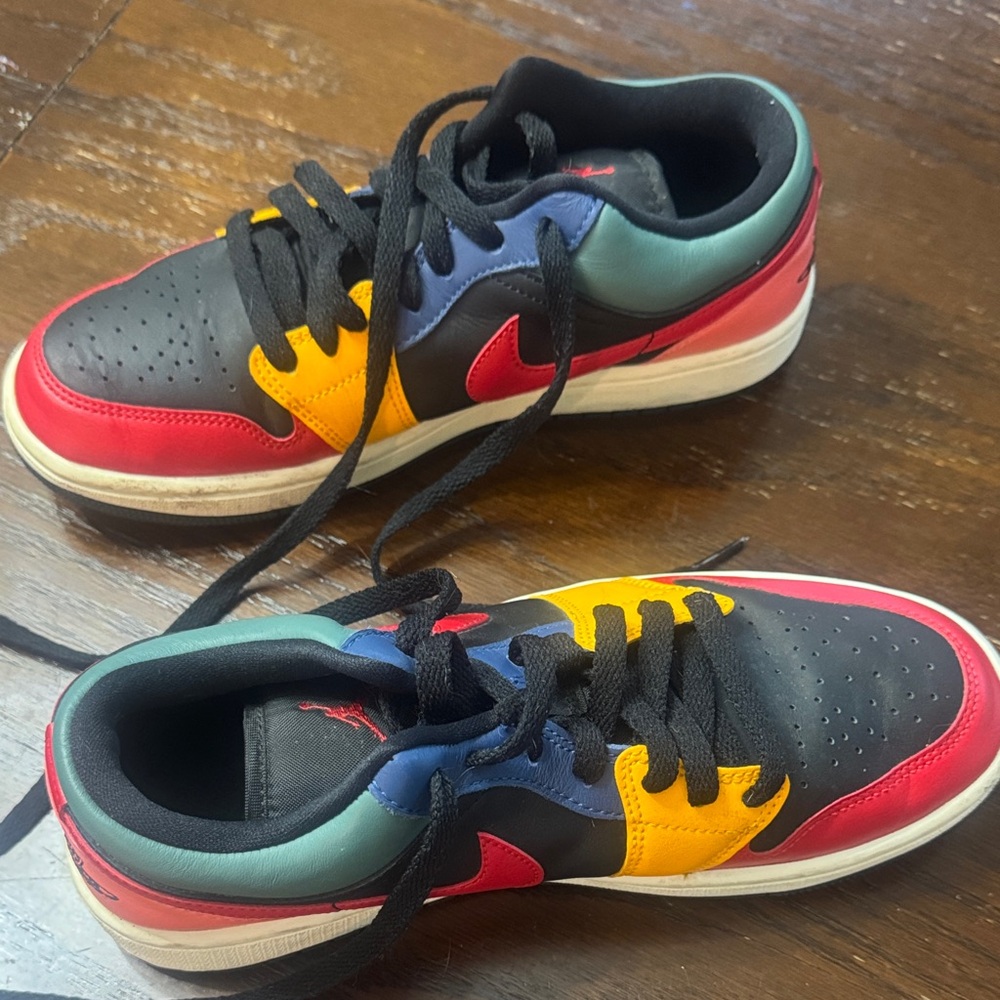 Jordan Kids Low-Top Sneakers in Black, Red, Yellow, Blue, Green